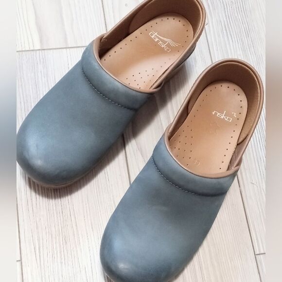 (S-4206) Dansko Clogs Professional Sz 39 (8.5) - Picture 4 of 14